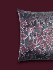 4 LÜ Bordo Jakar Desenli Makinada Yıkanabilir Kırlent